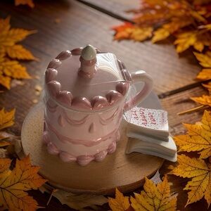 Birthday cake mug with lid